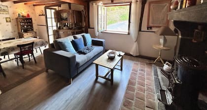 Maison de village en pierres