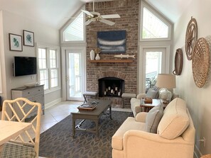 Smart TV, fireplace, DVD player, books