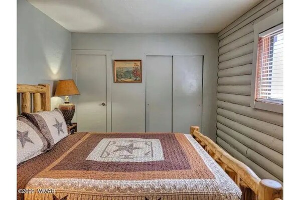 3 habitaciones, wifi gratis y ropa de cama 