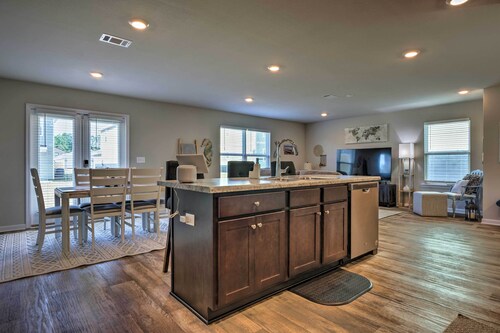 'Camden Ocean Springs' House Near Beaches!
