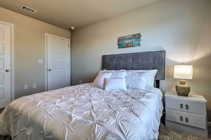 4 habitaciones, tabla de planchar con plancha y internet gratis 