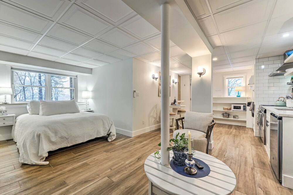 Cape Neddick Getaway Hot Tub, Walk to Beach Cape Neddick Vrbo