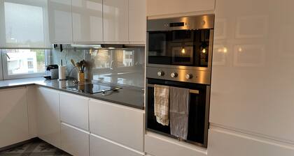 Apartment 3BDR with balcony and great sea view