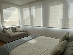 3 bedrooms, travel cot, WiFi, bed sheets