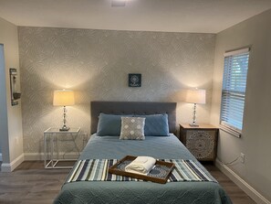 1 bedroom, desk, free WiFi, bed sheets