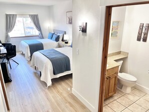 3 habitaciones, escritorio, wifi gratis y ropa de cama