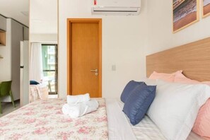 1 Schlafzimmer, Schreibtisch, Reisekinderbett, kostenloses WLAN