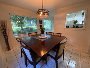 Villa, Plusieurs lits (The Lake Condo @ Southern Dunes) | Restauration