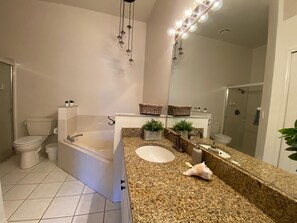 Villa, Mehrere Betten (The Lake Condo @ Southern Dunes) | Innenbereich