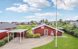 Exterior - Amazing home in Sæby with sauna (Sæby)