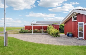 Property grounds - Amazing home in Sæby with sauna (Sæby)