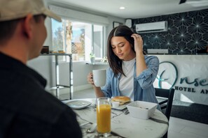 Petit déjeuner continental compris tous les jours
