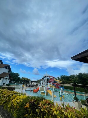Utomhuspool