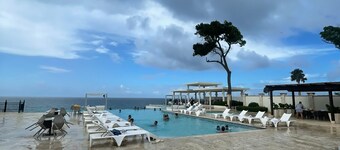 New Top floor Condo with Elevator Sosua Ocean Village Esmeralda Guest Friendly 