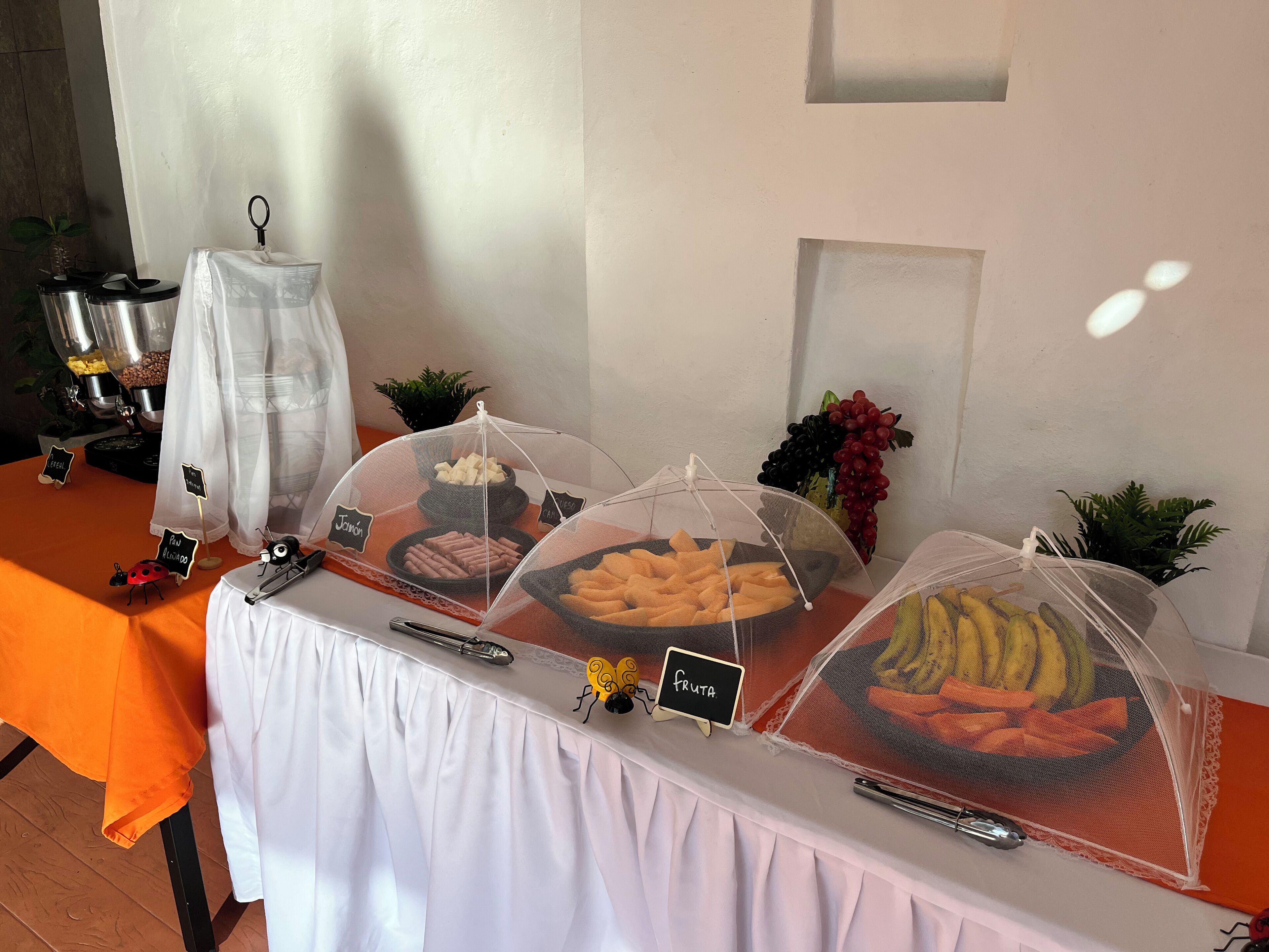 Café da manhã continental grátis todos os dias