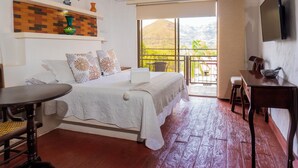 Junior Suite - HONDA COLONIAL MAGDALENA RESORT (Honda)