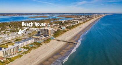 Exquisite Ocean-View Villa – Steps to Beach & Pool, LINENS INCLUDED
