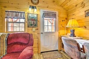 1 bedroom, iron/ironing board, Internet, bed sheets