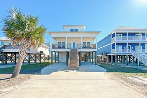 Exterior - Attitude Adjustment-CONVENIIENT LOCATION, PRIVATE POOL, GREAT FOR FAMILIES! (Gulf Shores)