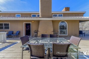 Outdoor dining - Welcome to Big Bear! The PERFECT home away from home! (Ruidoso)