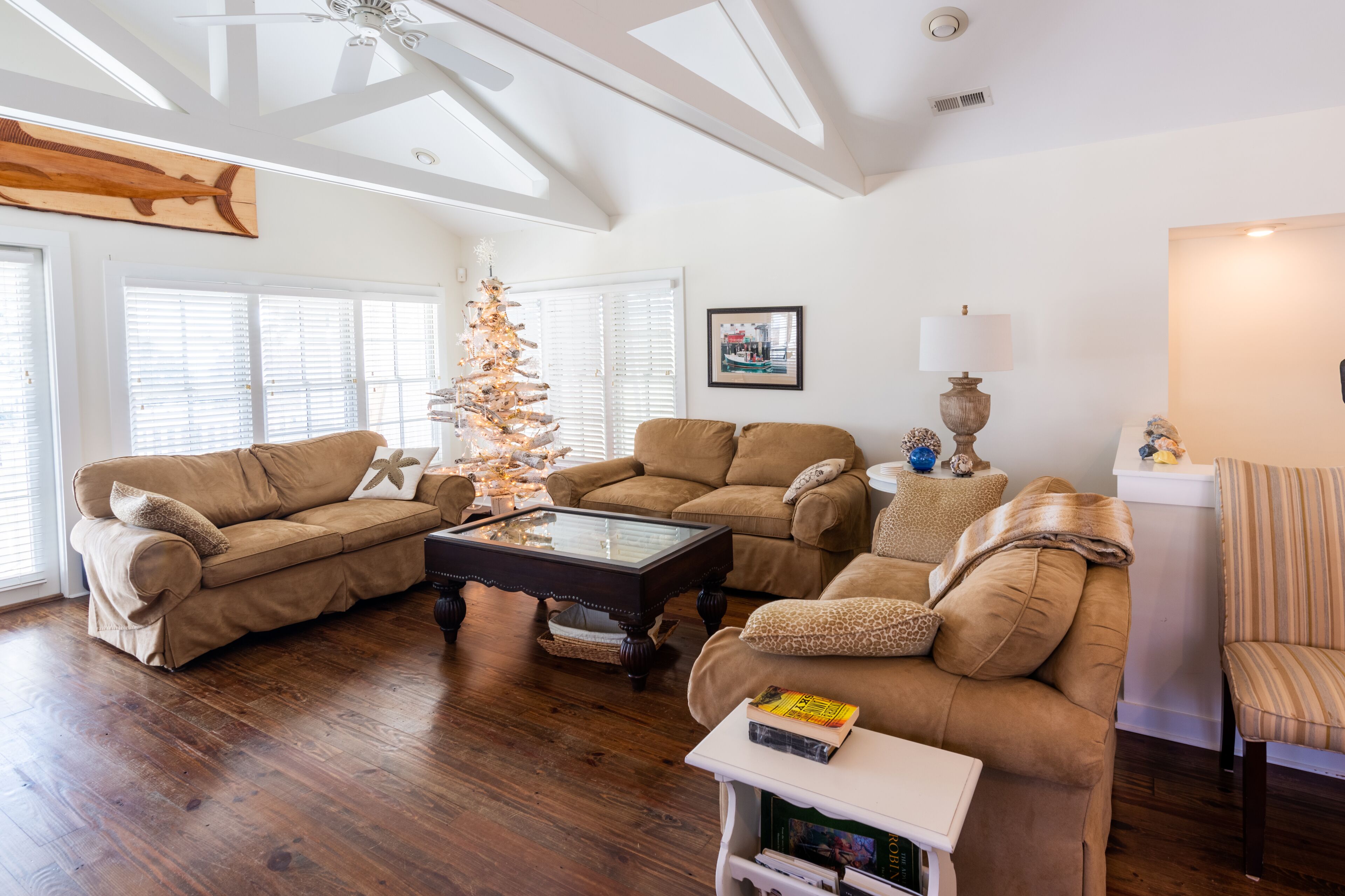Jasmine Cottage is the perfect setting with breathtaking views!