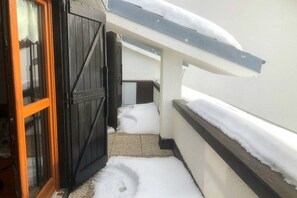 Exterior detail - Apartment convenient to the ski slopes and overlooking the valley (Sauze d'Oulx)