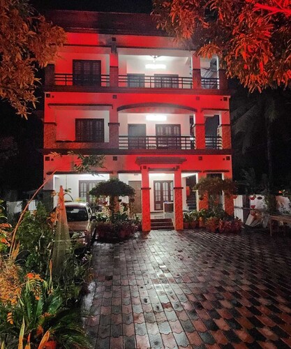 Alleppey Evergreen Villa