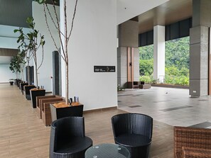 Exterior - Mountain & Theme Park Views' Cozy Suite (Ipoh)
