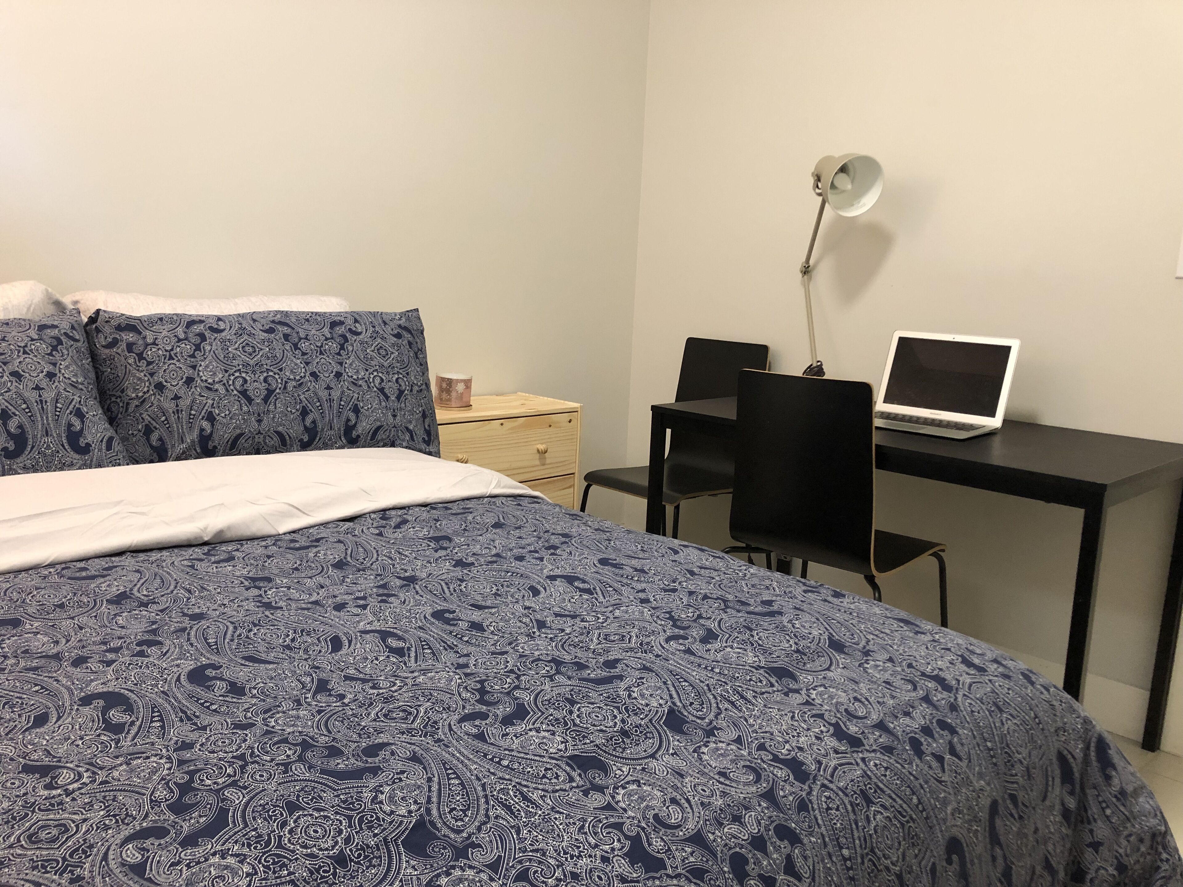 2 habitaciones, escritorio, wifi gratis y ropa de cama 