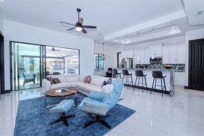 Smart TV - New listing - Amazing new 3beds/3baths Gulf access villa w. heated pool and outdoor kitchen! (Cape Coral)