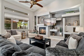 Smart TV, fireplace, video games, table tennis