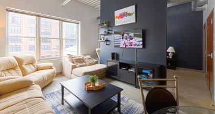 Funky 1BR Studio w/ Parking | Heart of Short North