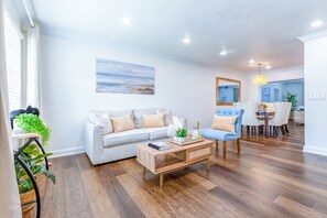 TV, fireplace, printers - 8Ppl, Close beach, BBQ, Gazebo, Top Location (Greenacres)