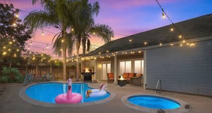 Golden Pool Home, Jacuzzi, Game Room, Arcade, King Size Bed, Fire Pit, BBQ Grill