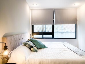 2 slaapkamers, een strijkplank/strijkijzer, gratis wifi, beddengoed