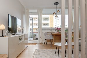 TV - Aleyna - Stylish & newly furnished: Apartment Aleyna in the heart of (Sylt)