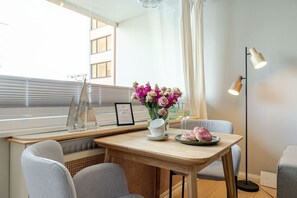 Unclassified image, 3 of 37, button