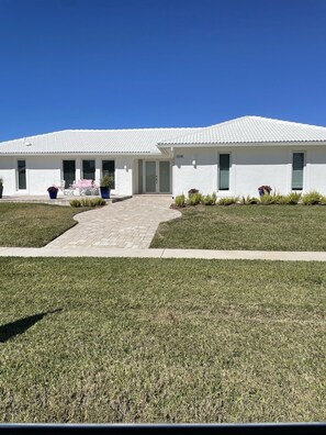 Exterior - Beach House (Marco Island)