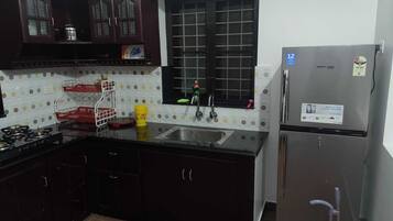 Fridge, microwave, stovetop, electric kettle