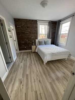 3 bedrooms, individually decorated, individually furnished, free WiFi