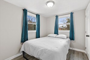 2 bedrooms, free WiFi, bed sheets