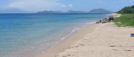 Sillas reclinables de playa, toallas de playa