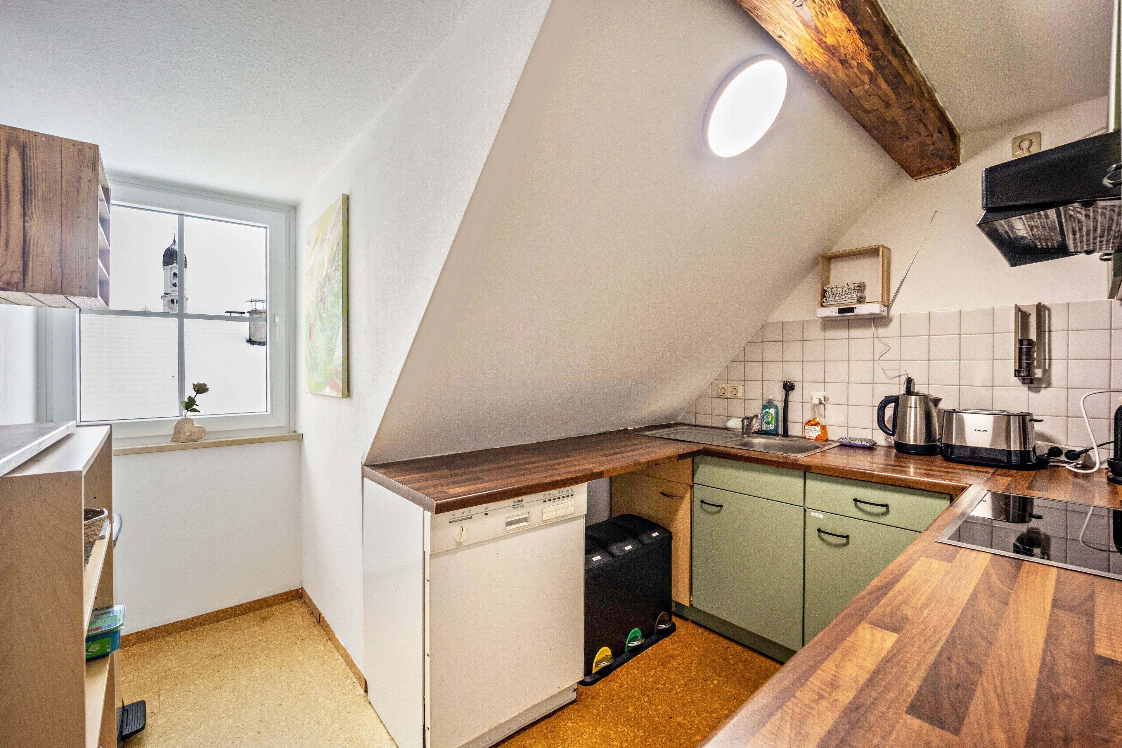 K ühlschrank, Ofen, Herdplatte, Geschirrspüler