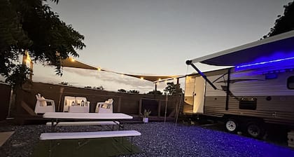 Enjoy a cozy space in a RV Camper w/hot tub, near beaches.