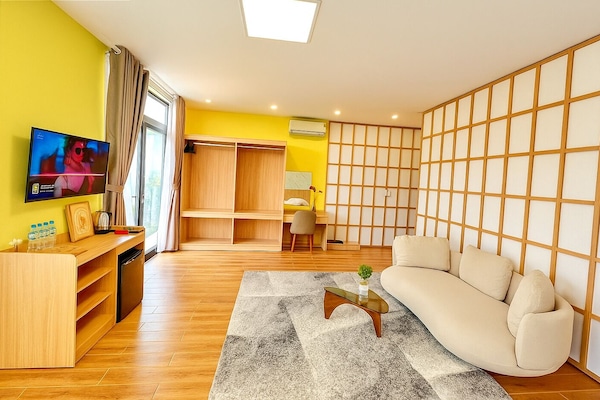 Deluxe Quadruple Room | Egyptian cotton sheets, premium bedding, memory foam beds, minibar
