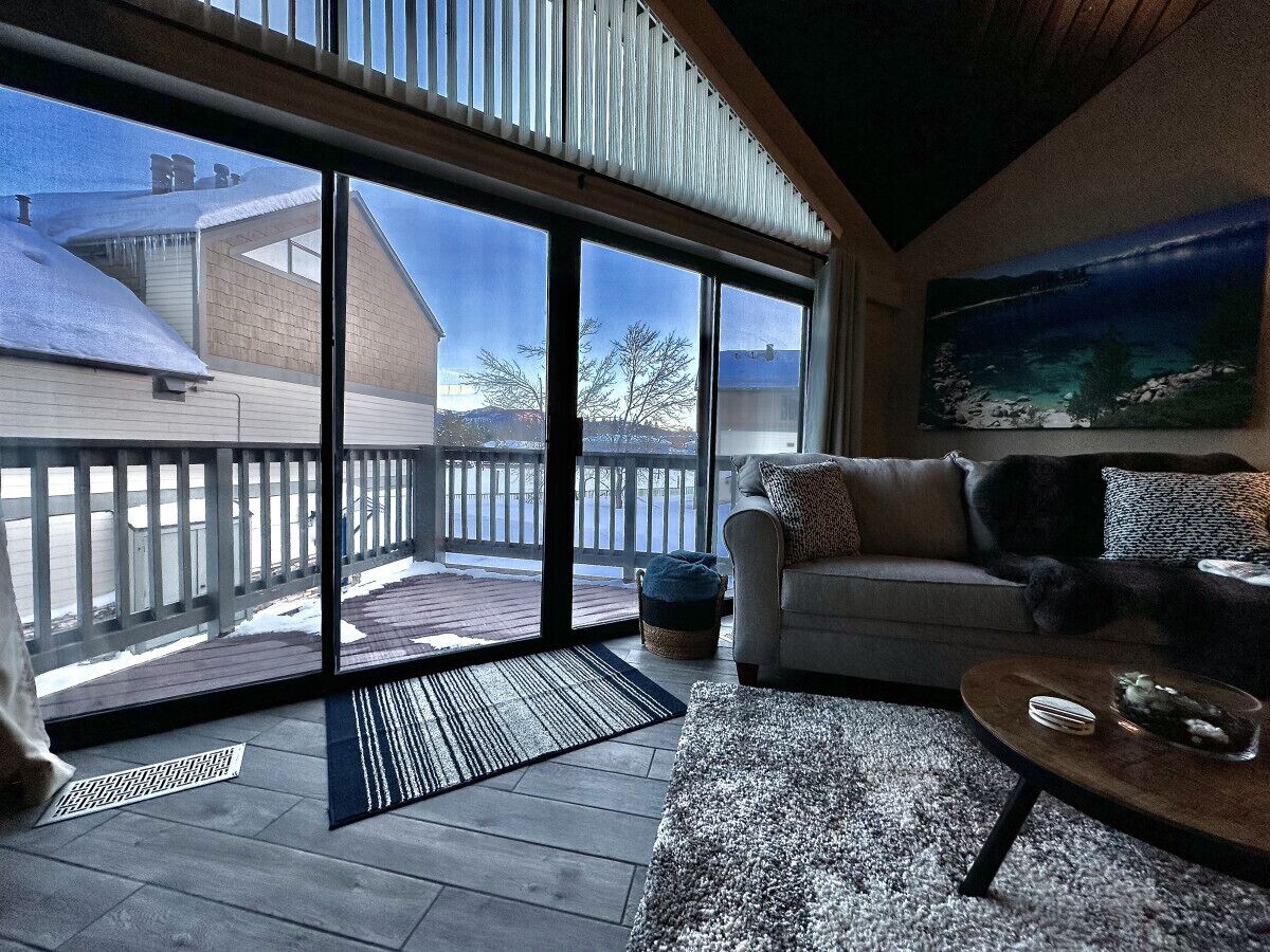 Keys · Tahoe Keys Loft-Garage Parking