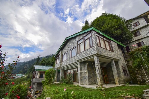 Himalayan Nomad - by Dumnu Homes