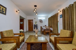 Interior - Himalayan Nomad - by Dumnu Homes (Manali)