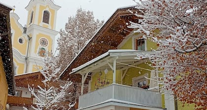 Beautiful apartment, central, 400m to ski lift