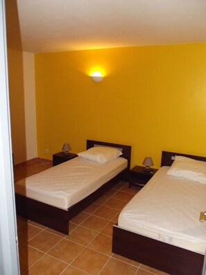 5 camere, Wi-Fi gratuito